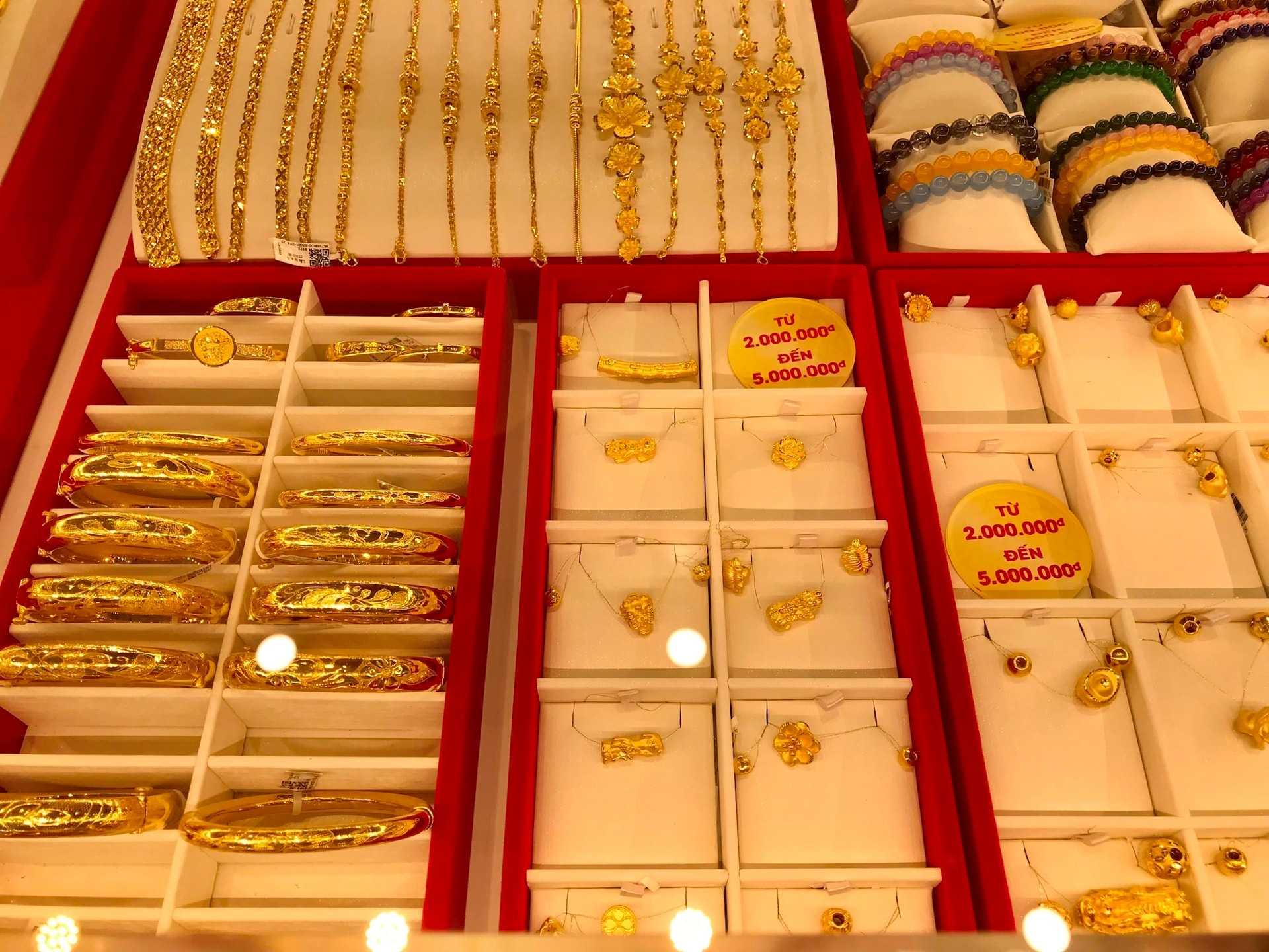 Giá vàng lúc 15h chiều 23/1/2026: Giá vàng thế giới, vàng miếng, vàng nhẫn