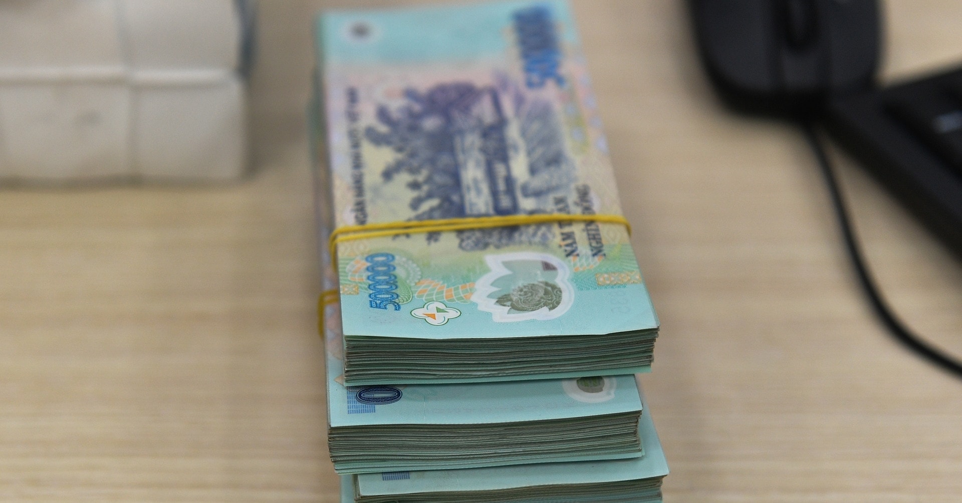 Lãi suất ngân hàng hôm nay ghi nhận mức tăng đáng kể tại nhiều đơn vị