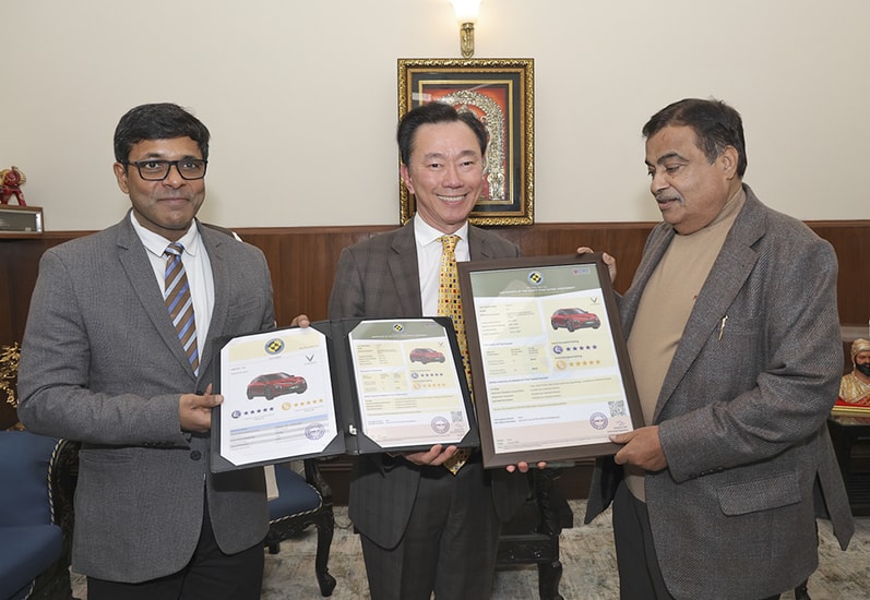 VinFast nhận chứng nhận Bharat NCAP Lễ trao chứng nhận an toàn 5 sao cho VinFast VF 6 và VF 7