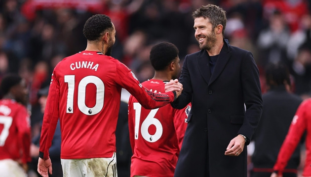 Huấn luyện viên Michael Carrick cân nhắc sử dụng Matheus Cunha cho đội hình xuất phát.