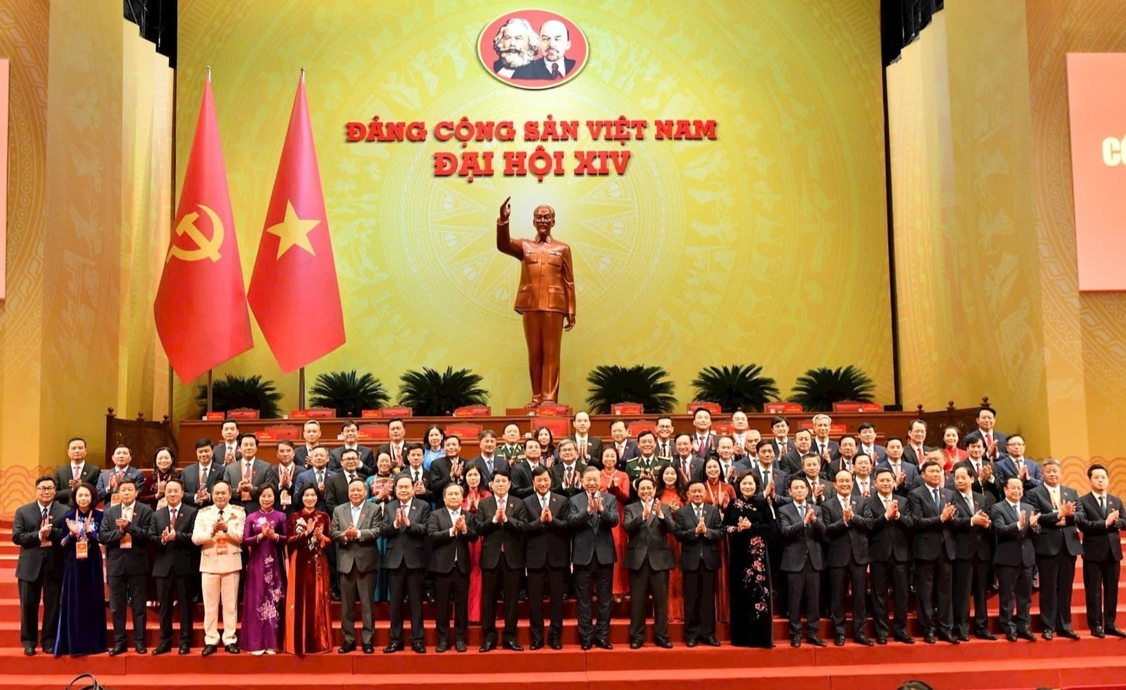 doanHanoi 1.jpg