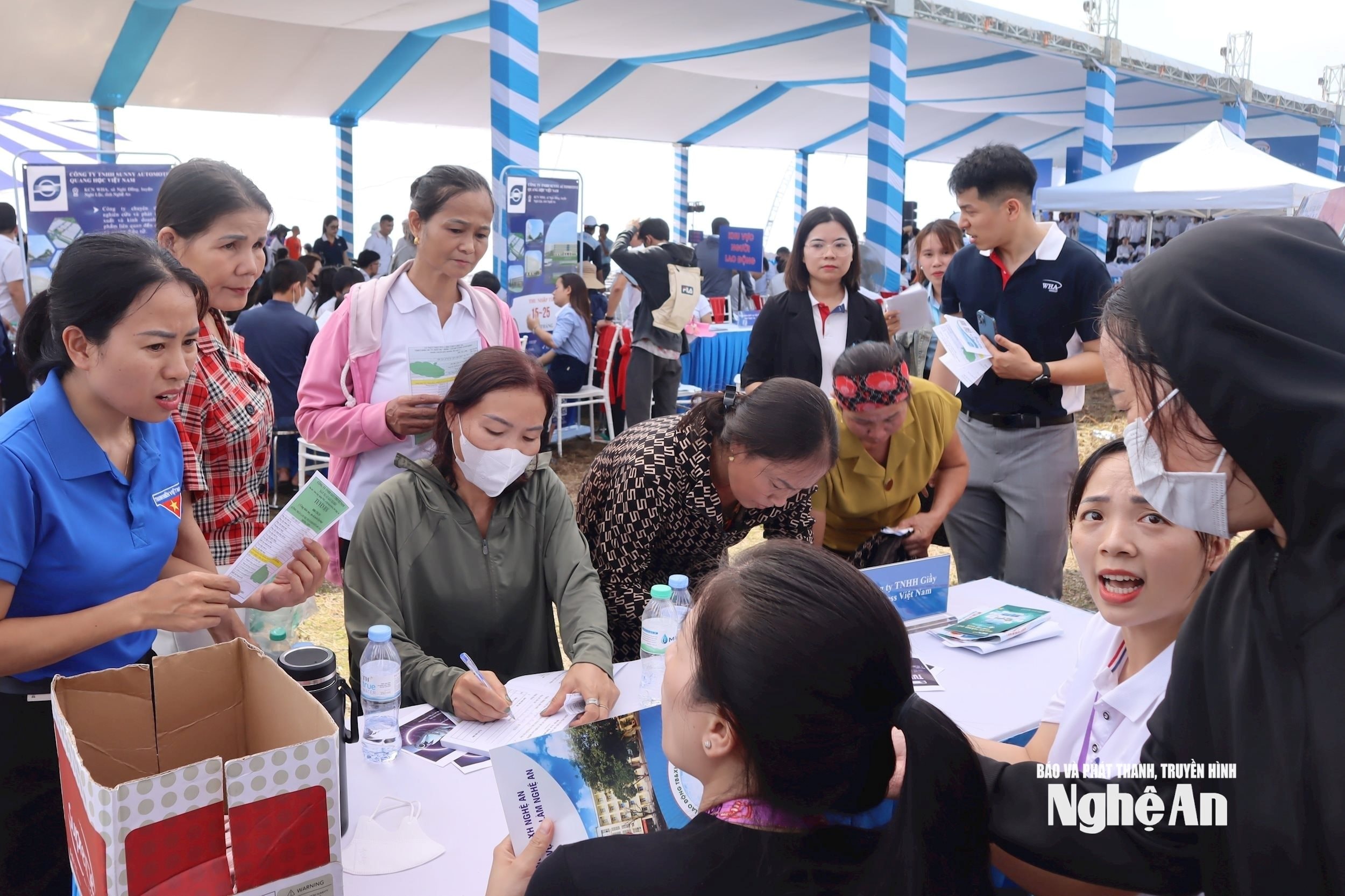  Ngay hội việc làm