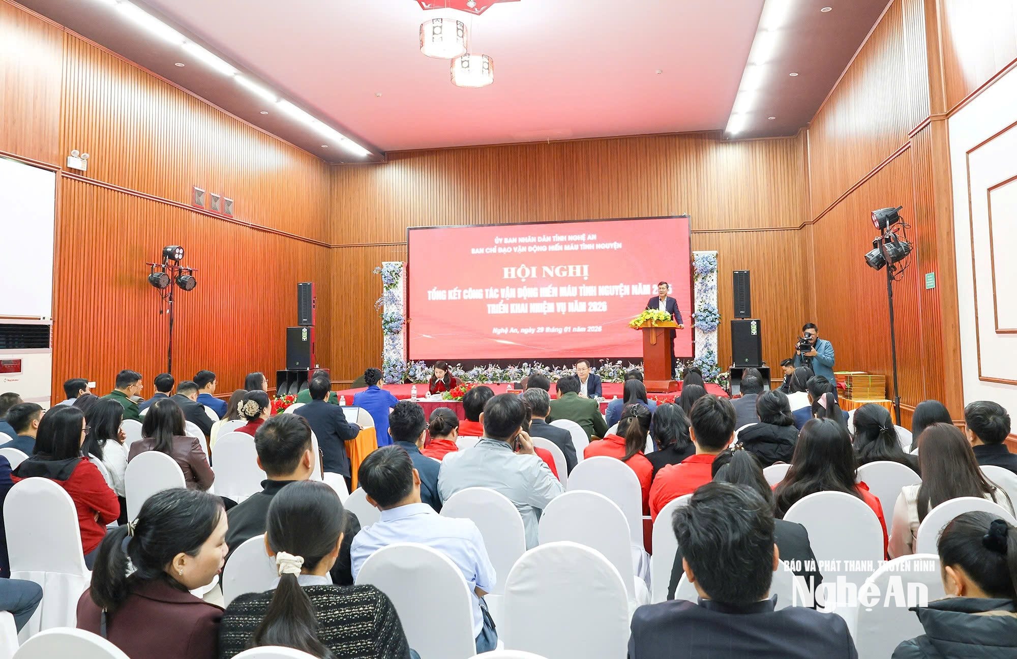 hiến máu 2