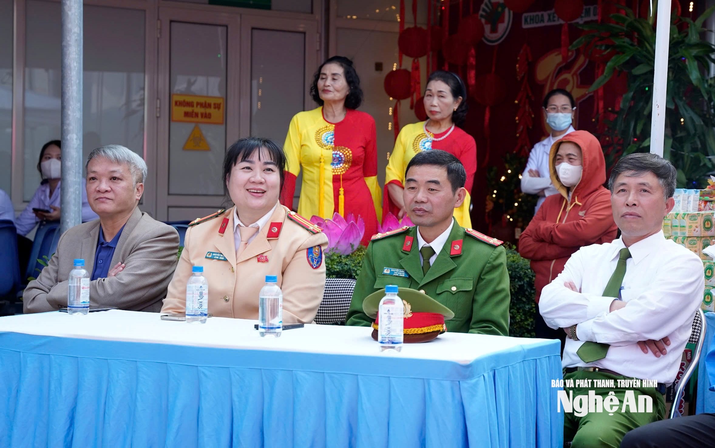 Đại diện nhà tài trợ