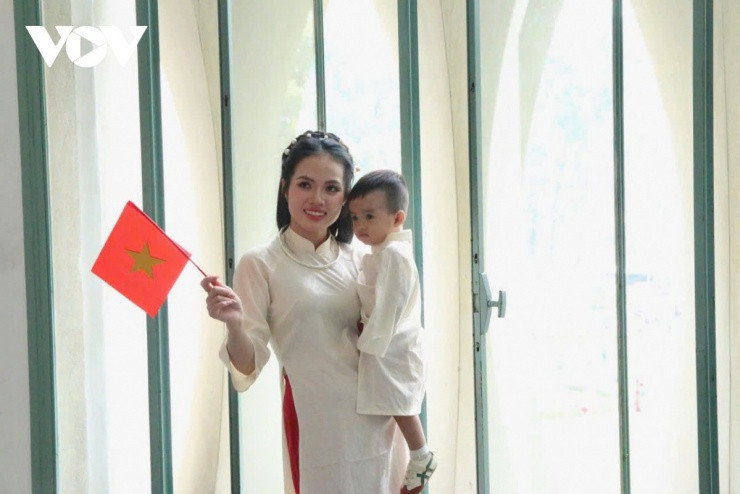 Với nhiều người, mỗi lần trở lại dinh Độc Lập là một lần lắng sâu vào ký ức dân tộc.