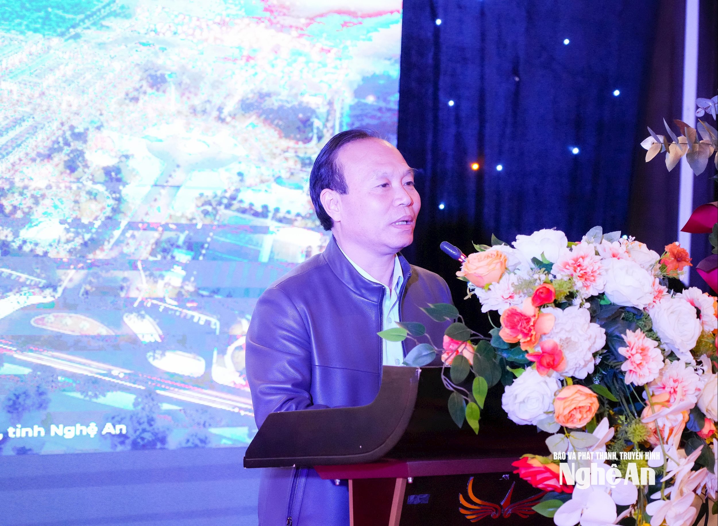  anh thái