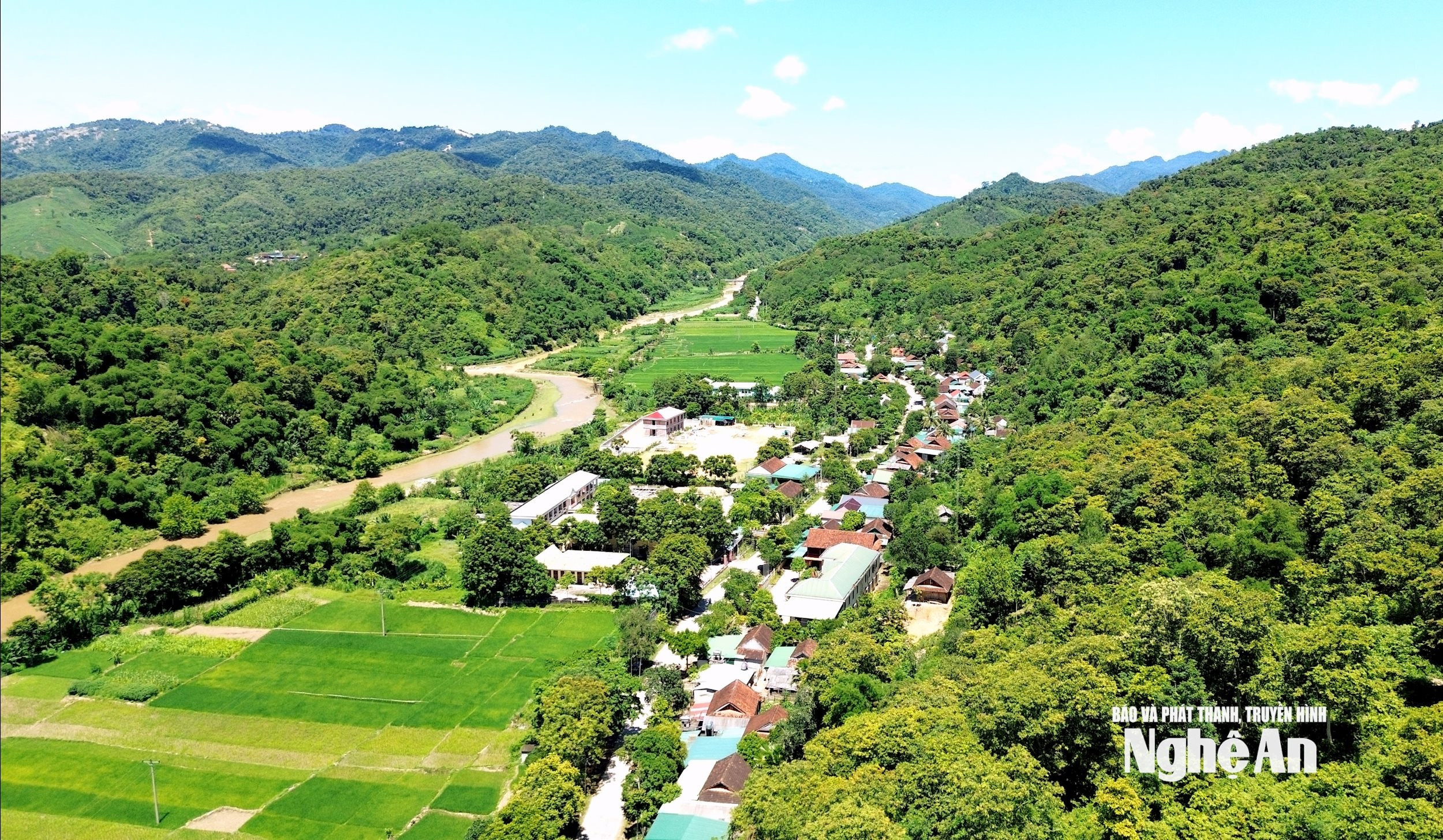 Nghệ An thu hơn 356 tỷ đồng từ giảm phát thải rừng