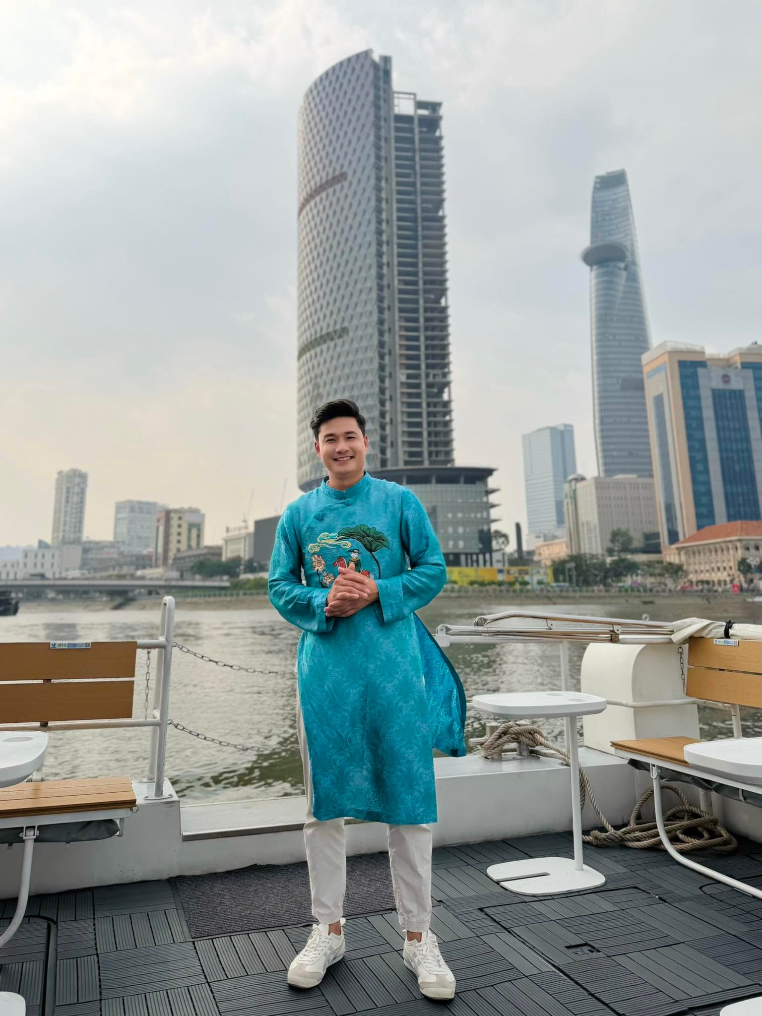 Hình ảnh hậu trường chương trình Chiều cuối năm.