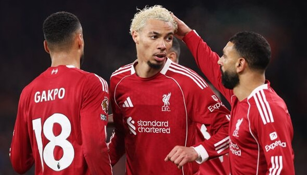 Cú đúp của Ekitike giúp The Kop đánh bại Newcastle United.