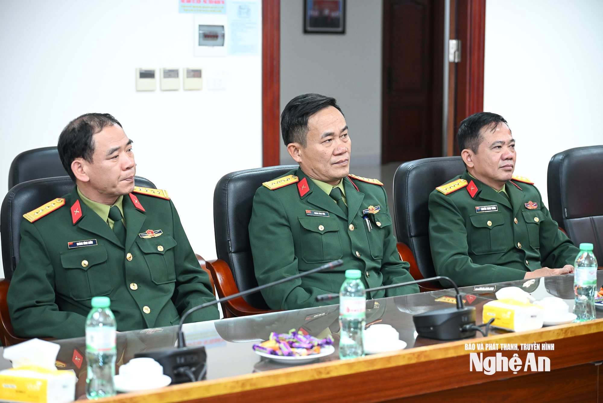 Quân khu 4 chúc Tết-1