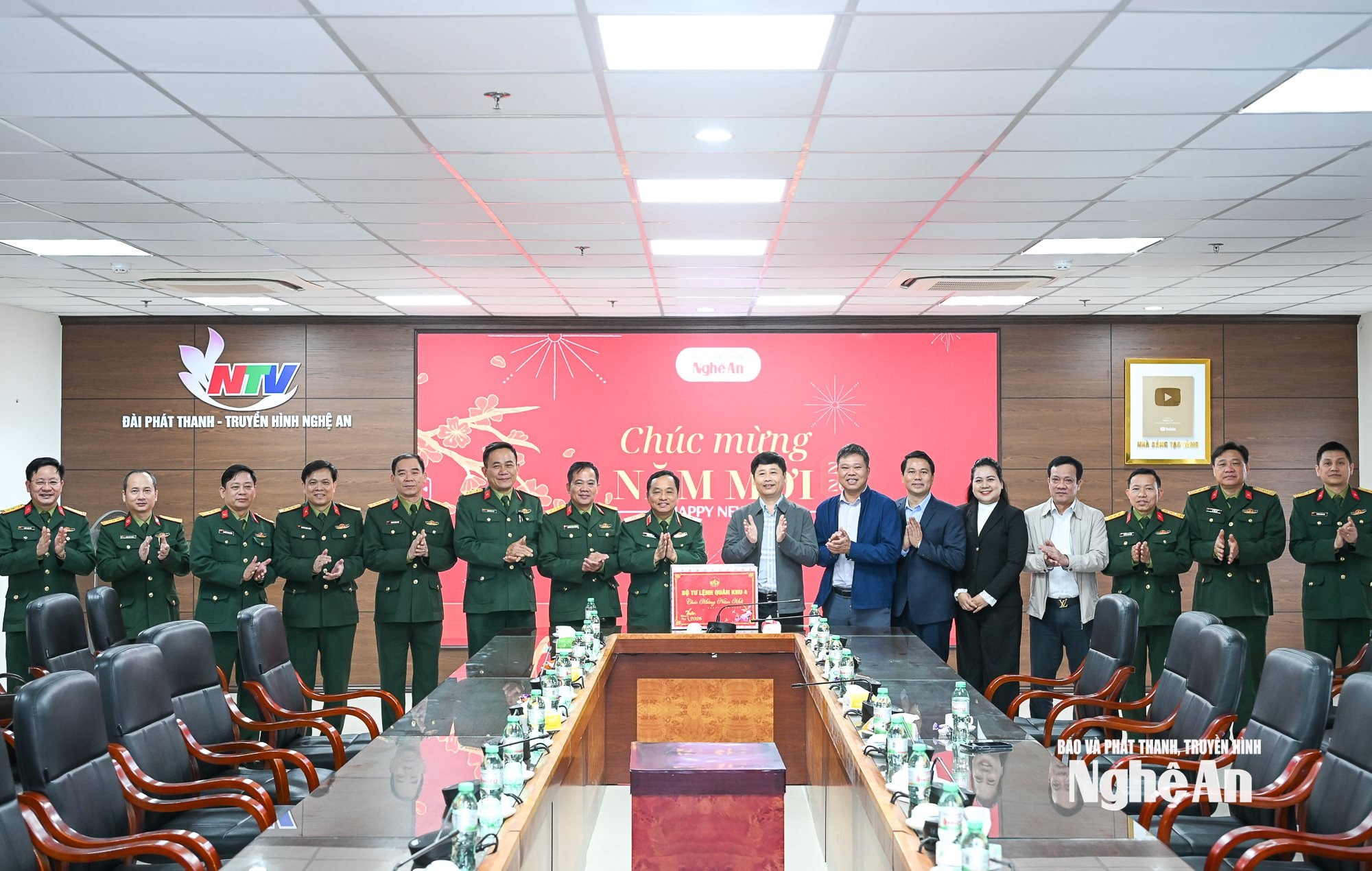 Quân khu 4 chúc Tết