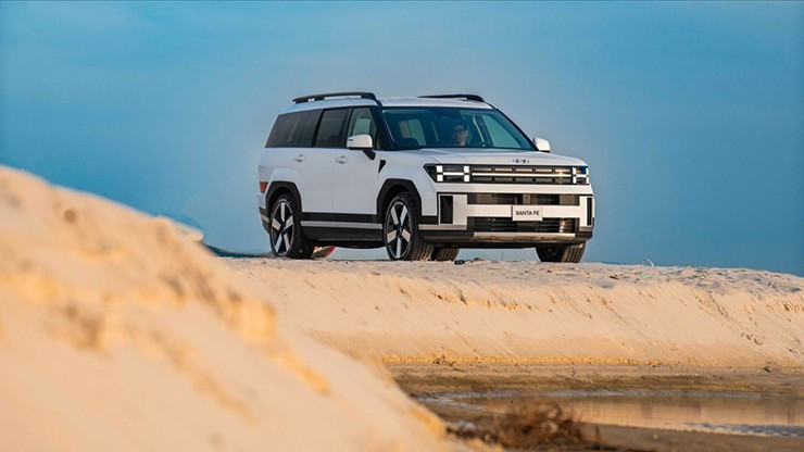 Hyundai Santa Fe tháng 2/2026 nhận ưu đãi lớn tại các đại lý