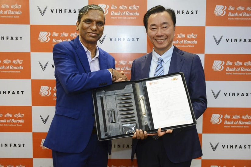 Lễ ký kết biên bản ghi nhớ giữa VinFast và Bank of Baroda tại Mumbai