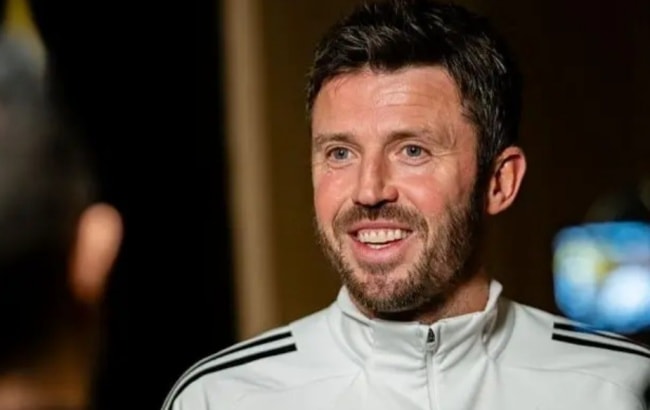 Michael Carrick giúp Manchester United vực dậy sau giai đoạn khủng hoảng.