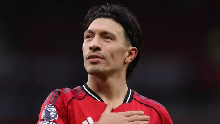 Lisandro hồi sinh mạnh mẽ dưới thời Carrick.