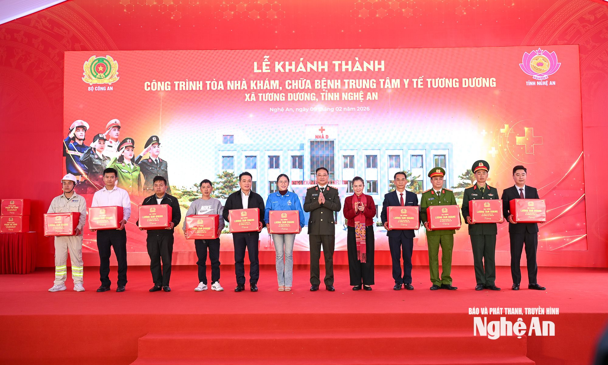 Khánh thành trung tâm y tế Tương Dương-8