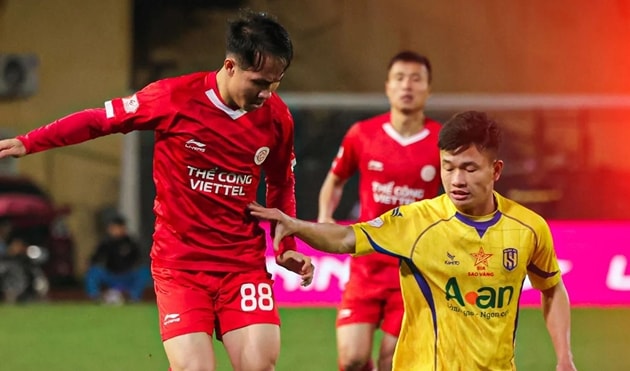 Các đội bóng lớn tại V-League đang gặp nhiều khó khăn trong việc duy trì ổn định phong độ.