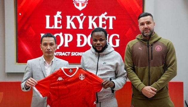 Tiền đạo Jourdain Ronaldo Fletcher chính thức gia nhập Hải Phòng FC