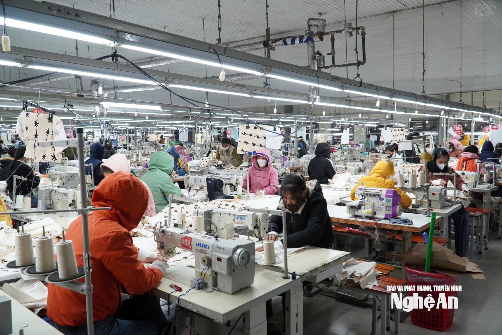 công ty CP may Vinatex Hoàng Mai ảnh Thu Huyền