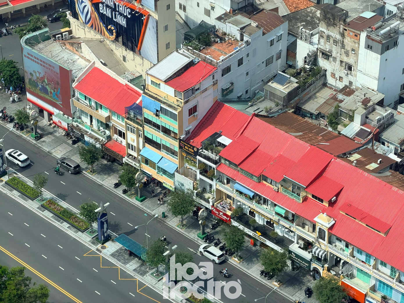 Khu vực Thương xá Tax cũ đang được cải tạo