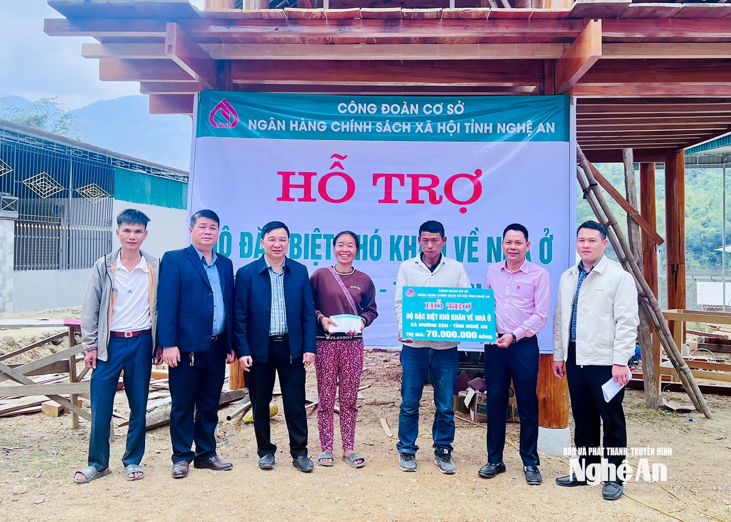  Xã Mường Xén kết nối với doanh nghiệp hỗ trợ