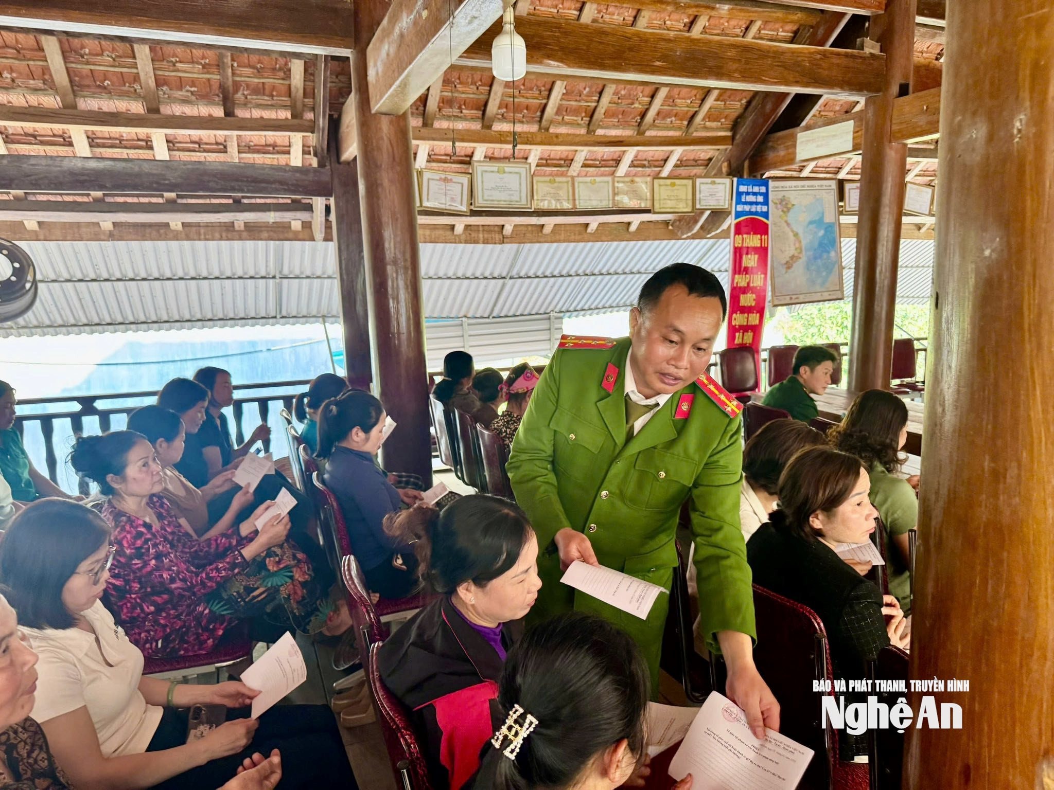 4.ảnh pv