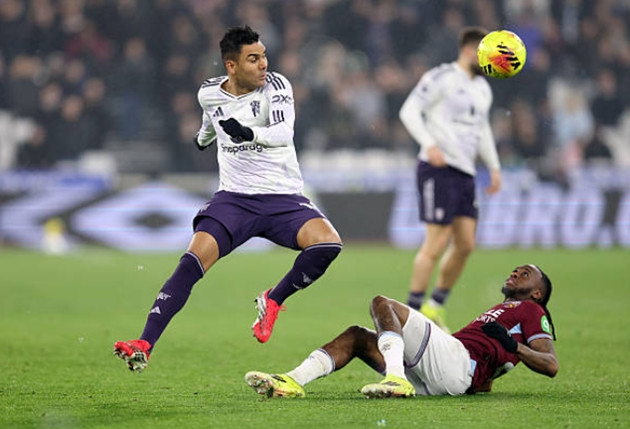 Tiền vệ Casemiro