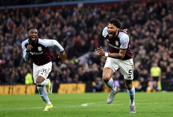Aston Villa giành chiến thắng kịch tính trước Brighton tại vòng 26 Ngoại hạng Anh