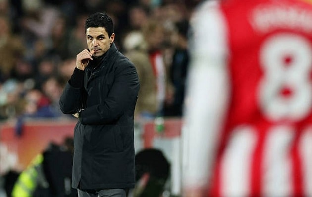 Arsenal bỏ lỡ cơ hội bứt phá.