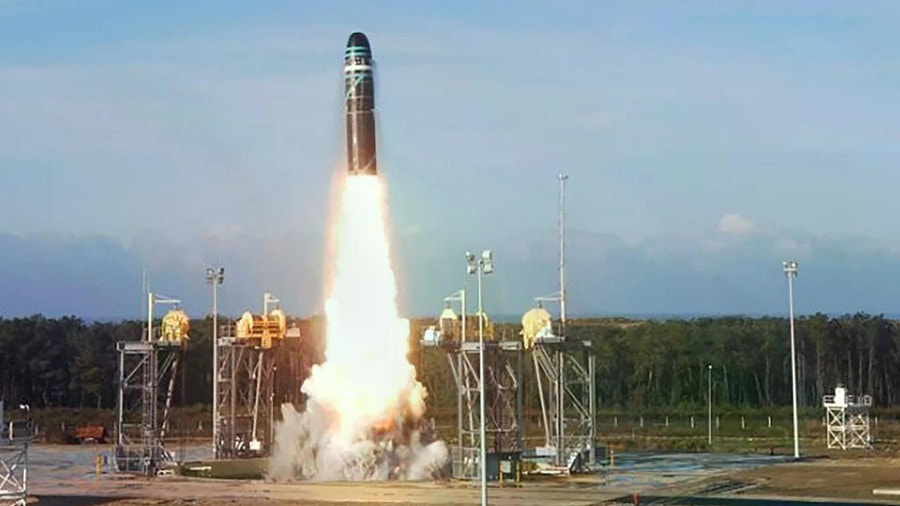 Tên lửa đạn đạo M51 phóng từ tàu ngầm của Pháp do ArianeGroup phát triển.