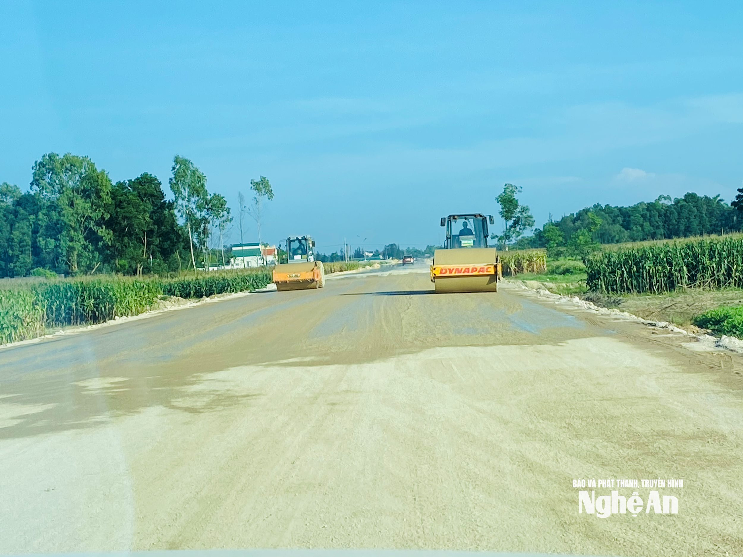 bna- Trên toàn tuyến cơ bản đã xong những đoan qua đất nông nghiệp
