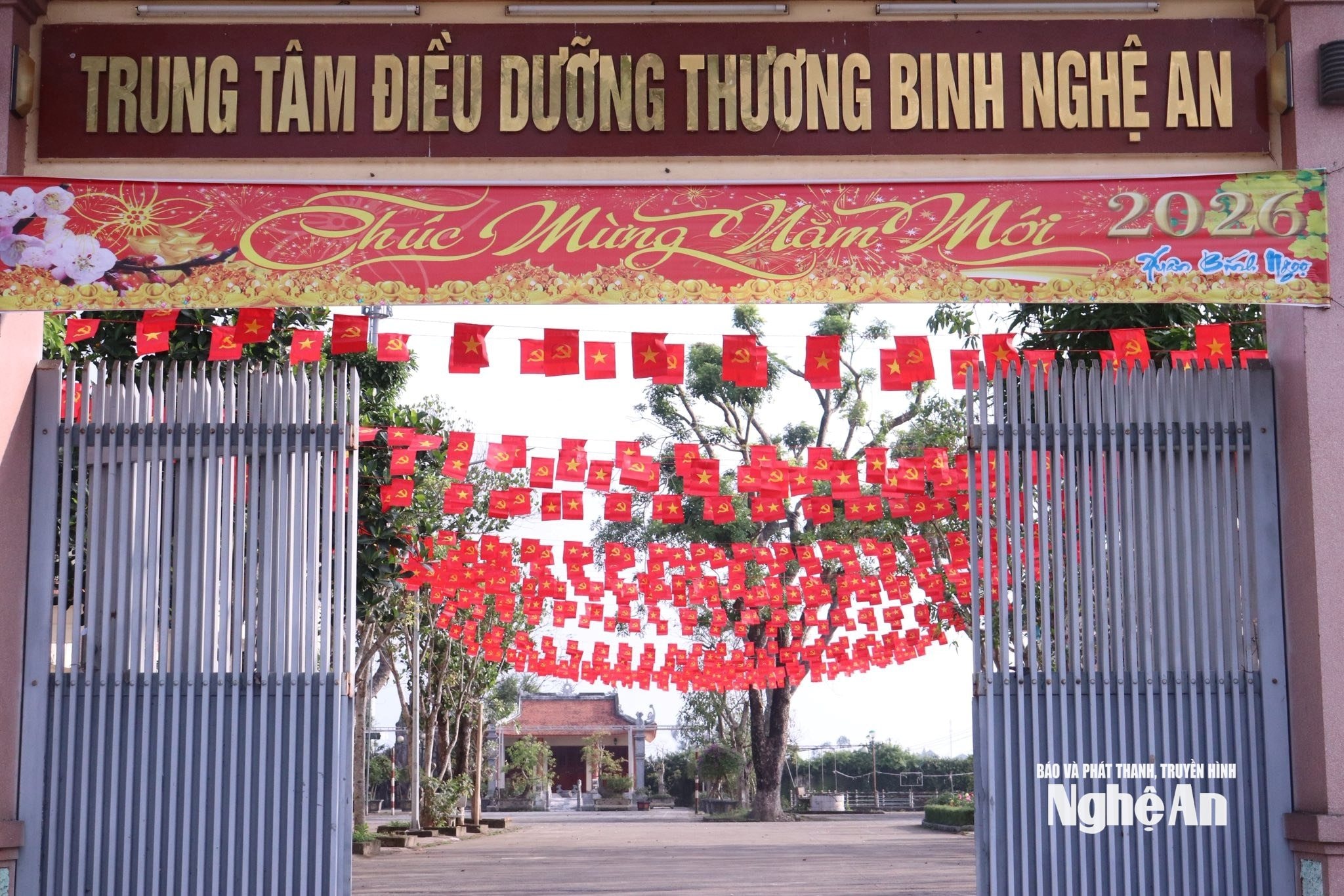 Trang trí Tết ở Trung tâm điều dưỡng thương binh Nghệ An