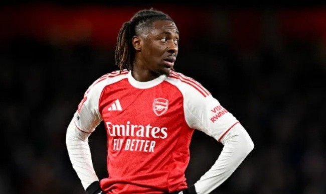 Eberechi Eze thi đấu thăng hoa trong màu áo Arsenal