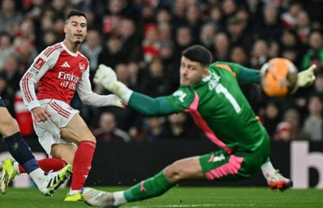 Gabriel Martinelli tìm lại bản năng sát thủ