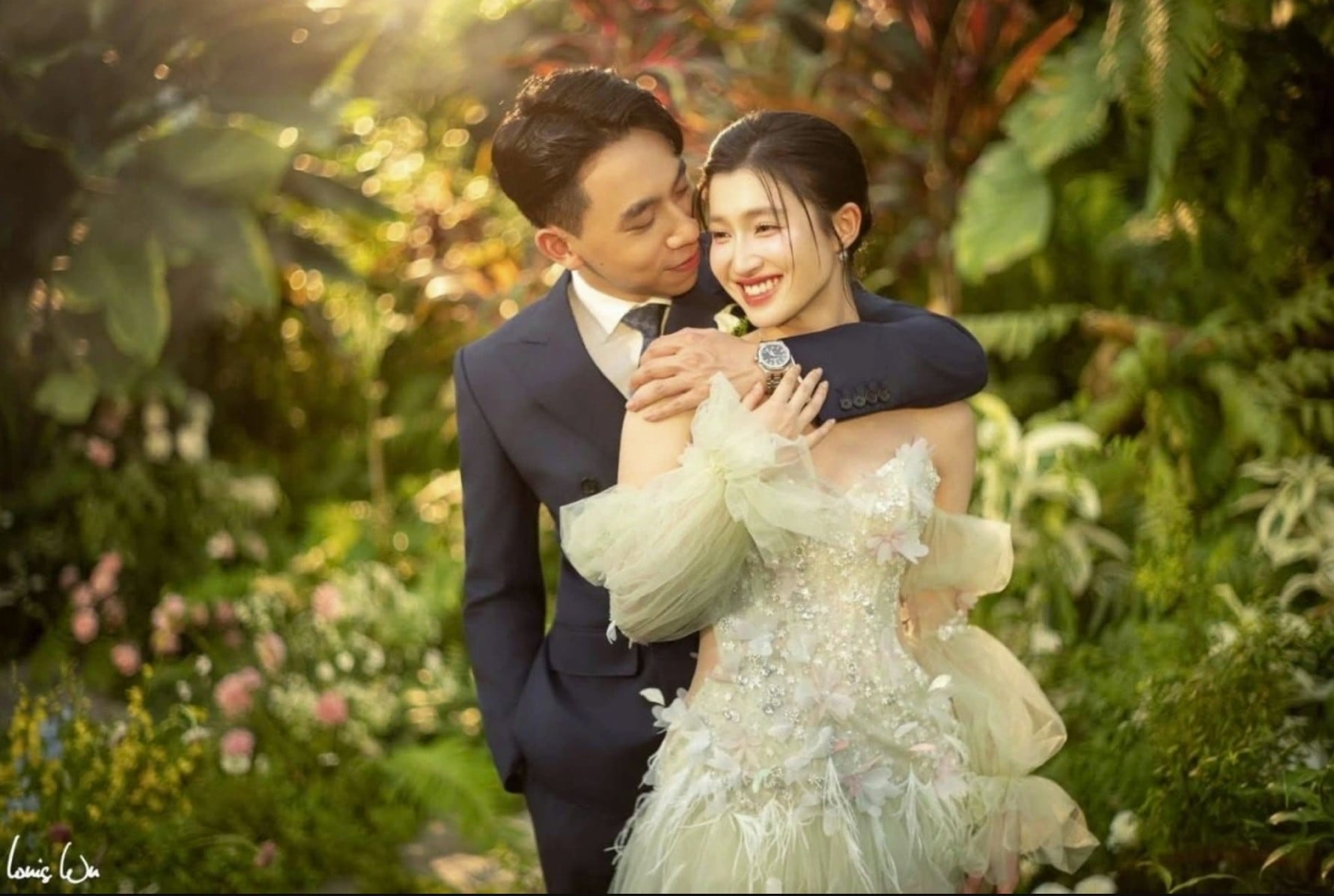 Ảnh cưới của Phương Nhi và thiếu gia Phạm Nhật Minh Hoàng