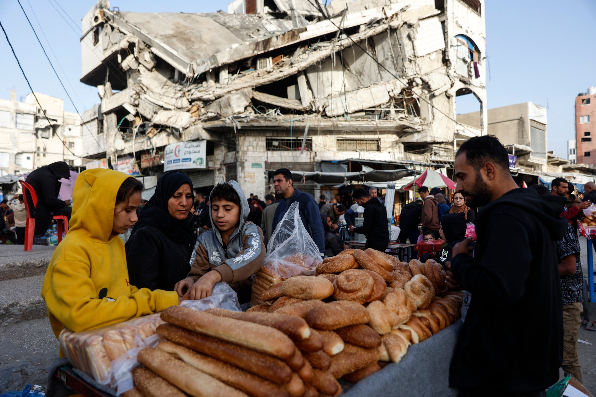 afp__20260218__983c2jd__v1__highres__palestiniangazaisraelconflictreligionislamramad.jpg
