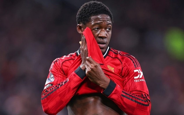Mainoo đã tìm lại cảm hứng thi đấu dưới thời Carrick.