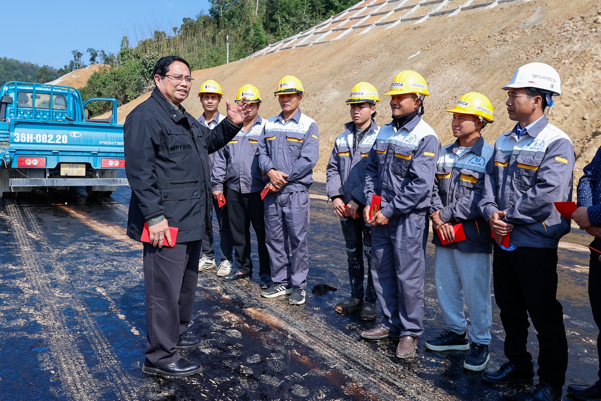 Thủ tướng: 30/4 tới phải khánh thành cao tốc Đồng Đăng-Trà Lĩnh- Ảnh 10. Thủ tướng: 30/4 tới phải khánh thành cao tốc Đồng Đăng-Trà Lĩnh- Ảnh 10.