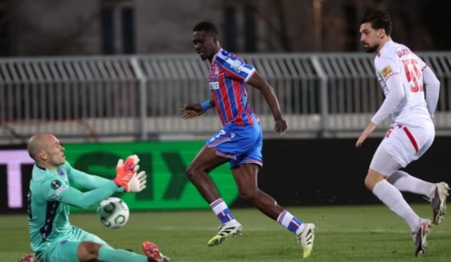 Trận đấu giữa Crystal Palace và Zrinjski Mostar kết thúc với tỷ số hòa 1-1.