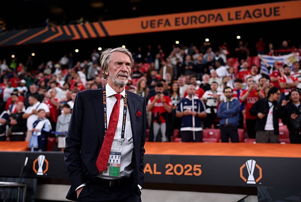 Sir Jim Ratcliffe và các cộng sự tại INEOS đang nỗ lực cải thiện quy trình chuyển nhượng của câu lạc bộ.