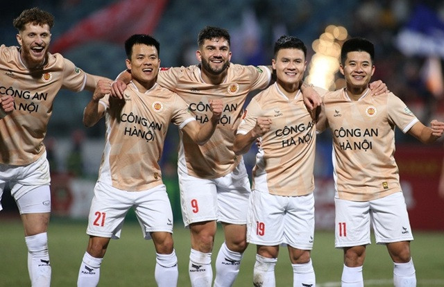 CAHN đã vượt qua Ninh Bình ở V.League.