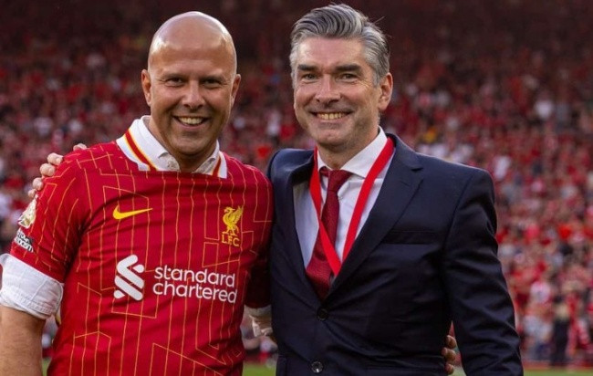 Liverpool cần hành động quyết liệt Liverpool cần quyết đoán trên thị trường chuyển nhượng để nâng cấp đội hình.
