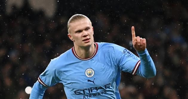 Tiền đạo Erling Haaland của Manchester City đang lọt vào tầm ngắm của PSG.