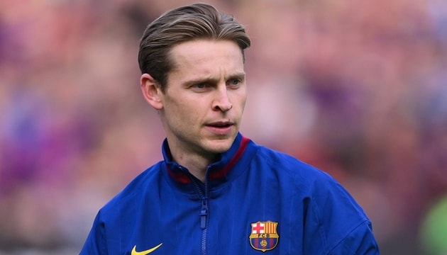 Frenkie De Jong đối mặt với nguy cơ bị treo giò tại Barcelona.