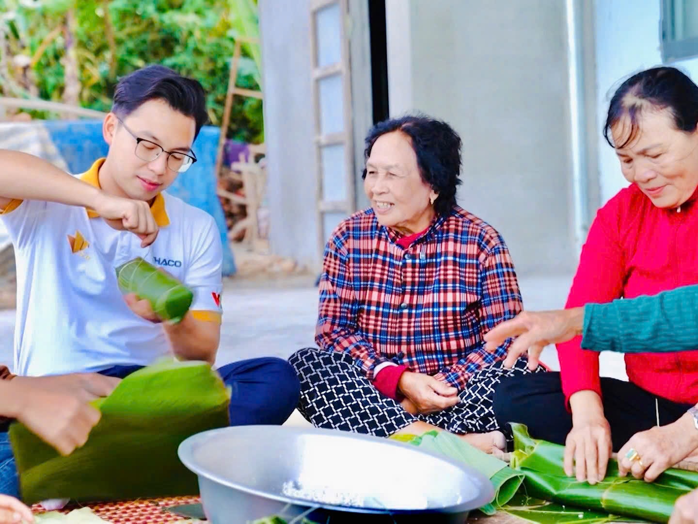 Chuyến xe tử tế tháng 2 gieo mầm hy vọng trên những mái nhà hồi sinh ở Đắk Lắk - Ảnh 12.