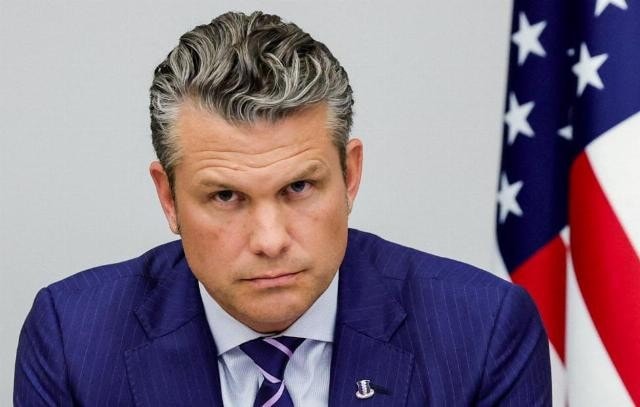 Bộ trưởng Pete Hegseth phát biểu về thị phần vũ khí