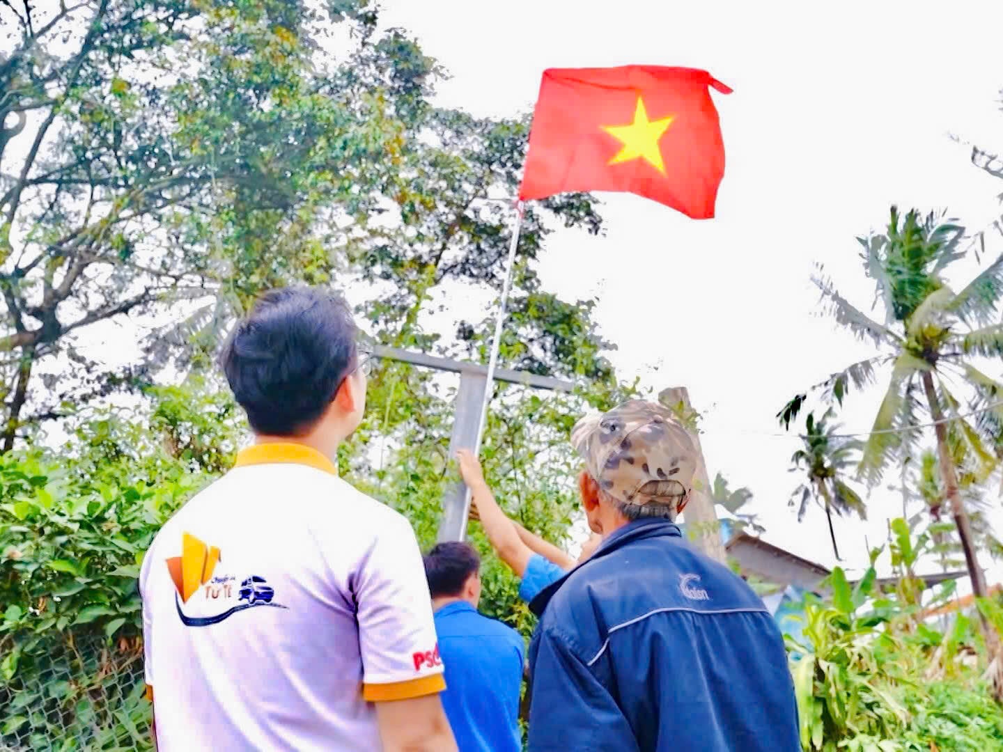 Chuyến xe tử tế tháng 2 gieo mầm hy vọng trên những mái nhà hồi sinh ở Đắk Lắk - Ảnh 2.