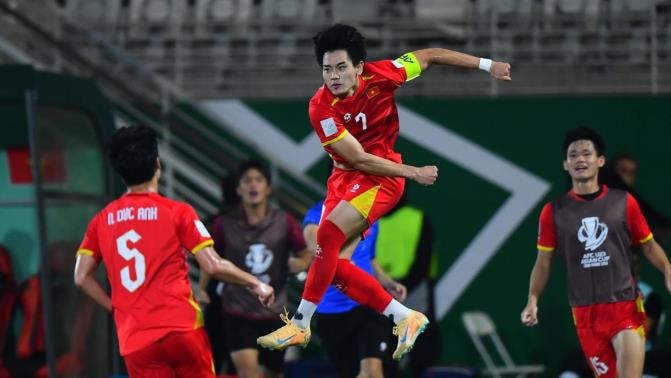 Nguyễn Đình Bắc đối mặt với áp lực duy trì phong độ tại V.League