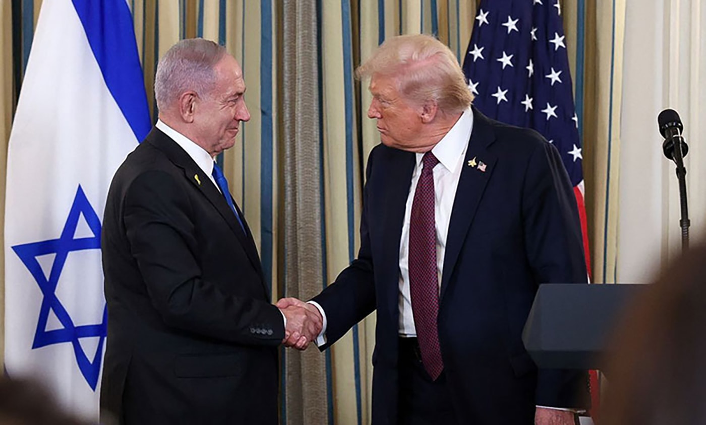 Thủ tướng Israel Benjamin Netanyahu và Tổng thống Mỹ Donald Trump tại buổi họp báo công bố kế hoạch hòa bình 20 điểm