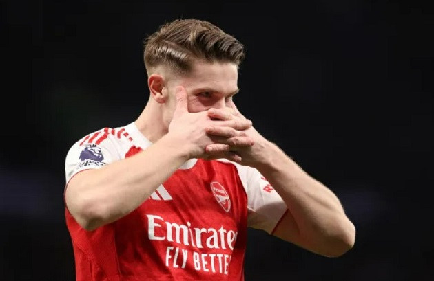 Viktor Gyokeres ăn mừng bàn thắng ấn định tỷ số 4-1 cho Arsenal.